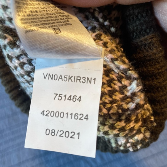 VANS - Pink and Brown Beanie, One Size Fits All, NWT - Picture 7 of 7